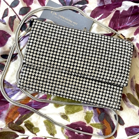 Brand New Expressions NYC Rhinestone Foldover Clutch Crossbody Purse Sparkly - Picture 3 of 14